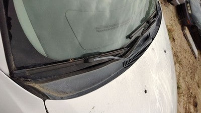 2005 Mercury Sable Windshield Wiper Cowl Vent Trim Panel Oem Cover