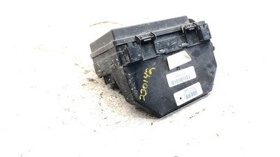 11 Chrysler Town & Country Multifunction Control Module Tipm Computer W Fuse Box