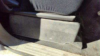 2004 Nissan Titan Passenger Right Side Seat Trim Panel Oem W Graphite