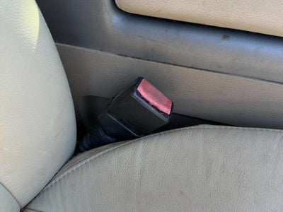 2004-2006 Ford F150 Passenger Right Front Seat Belt Buckle Receiver Oem Tan Hw