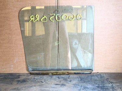 1981-1991 Chevy Suburban Passenger Right Rear Side Window Door Glass Oem Back