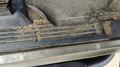 2002 Sierra 2500 Hd Passenger Right Lower Kick Trim Panel Sill Step Graphite 12d