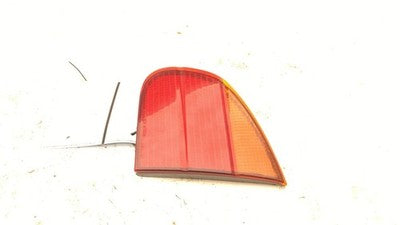 1998-2002 Chevy Geo Prizm Passenger Right Inner Tail Light Brake Lamp Oem Rear