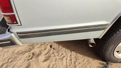 1989 Chevy S10 Pickup Passenger Right Rear Moulding On Back Of Box Oem