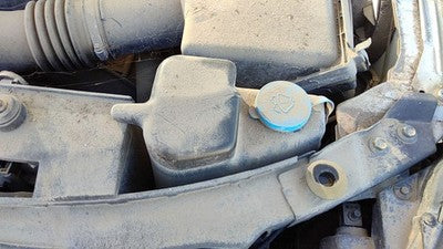 2004-2015 Nissan Titan Windshield Washer Fluid Reservoir With Pump Wiper Tank