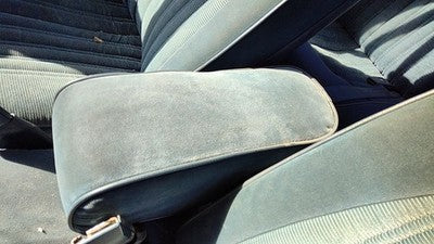 1989 Olds Cutlass Cierra Center Console Arm Rest Oem Blue