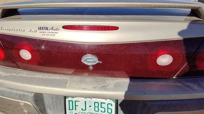 2000-2004 Chevy Impala Center Middle Tail Light Brake Lamp Oem Rear