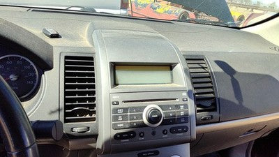 07-09 Nissan Sentra Trim Bezel Around Radio Surround Dash Panel Oem 2.0L Black W