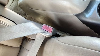 2004 Toyota Sienna Passenger Right Front Seat Belt Buckle Receiver Oem Fawn 41