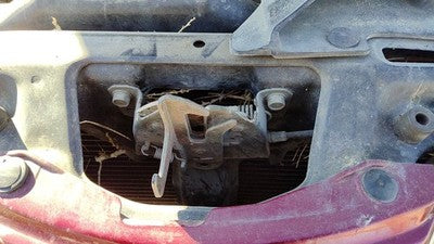 2004-2006 Mitsubishi Galant Hood Latch Assembly With Bracket Oem Mr564037