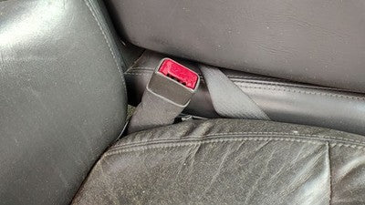 02-05 Buick Lesabre Passenger Right Front Seat Belt Buckle Receiver Graphite 933