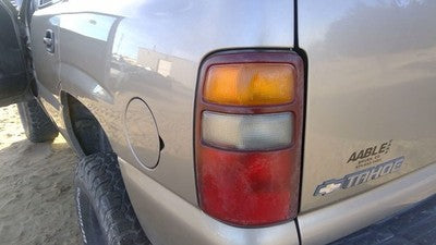 2000-2003 Chevy Tahoe Driver Left Tail Light Oem Brake Lamp Rear
