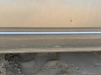 1986 Olds 88 Passenger Right Front Moulding From Door Oem Trim Strip