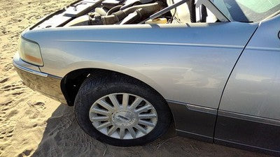 2003-2011 Lincoln Town Car Driver Left Front Fender Oem Silver 8W1z16006a