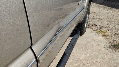 1999-2007 Sierra 2500 Hd Passenger Right Front Moulding From Door Oem Trim Strip