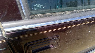 93 Cadillac Fleetwood Passenger Right Front Moulding From Door Trim Upper Chrome
