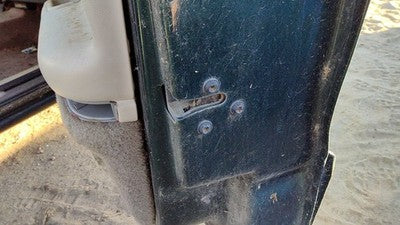 1996 Olds 88 Passenger Right Front Door Latch With Rods/Cables Oem