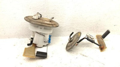 2005-2009 Hyundai Tucson Complete Fuel Pump With Sending Unit Gas Level Oem 2.7L