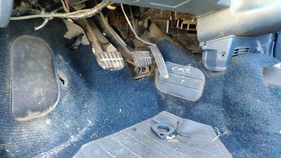 1995 Nissan Pathfinder Complete Clutch And Brake Pedal Assembly Oem