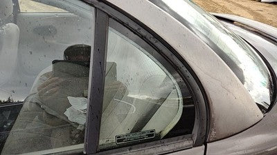 1996-2000 Saturn Sl2 Driver Left Rear Vent Window Back Door Glass With Frame Oem