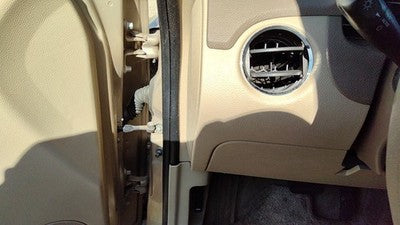 2006 Chevy Hhr Set Of Door Hinges Driver Left Front Oem