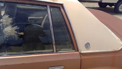 77-79 Lesabre Driver Left Rear Vent Window Small Back Door Glass With Frame