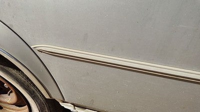 85 Grand Marquis Passenger Right Rear Middle Moulding From Door Oem Back Trim