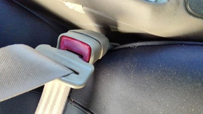 2000-2004 Buick Regal Passenger Right Front Seat Belt Buckle Receiver Taupe 523