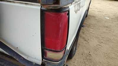1983-1994 Chevy S10 Blazer Passenger Right Tail Light Brake Lamp Oem Rear