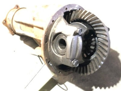 1986-1989 Isuzu Pup Rear Carrier Differential Third Member Oem 4.10 Ratio