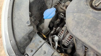 2014-2019 Kia Soul Windshield Washer Fluid Reservoir With Pump Oem Wiper Tank