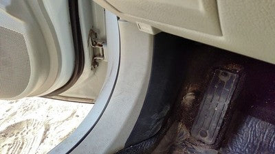 12 Legacy Outback Driver Left Lower Sill Step Moulding Trim Panel Wil Warm Ivory