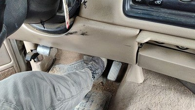 00-02 Silverado 2500 Hd Lower Dash Under Column Knee Bolster Trim Panel Tan 52D