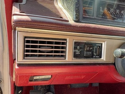 1986-1988 Olds 88 Passenger Dash Trim Bezel With Heater Ac Vents Oem Red