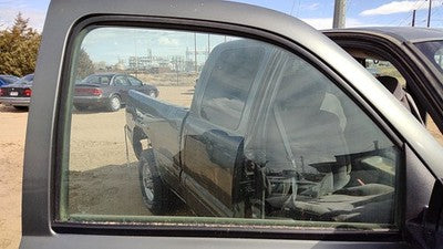 1999-2006 Gmc Sierra 2500 Passenger Right Front Side Window Door Glass Oem