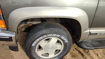 1992-1999 Chevy Suburban Driver Left Front Flare Moulding From Fender Oem