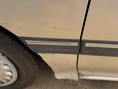 1990 Subaru Legacy Driver Left Moulding From Fender Oem Trim Strip