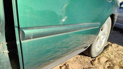 00-07 Taurus Driver Left Rear Moulding From Door Back Trim Strip Su Tropic Green