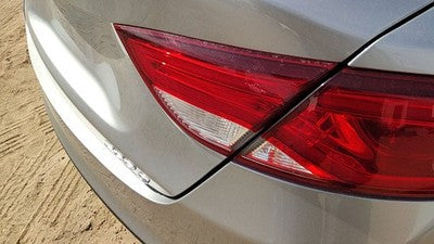 15-17 Chrysler 200 Passenger Right Tail Light Brake Lamp Rear Inner Lid Mounted