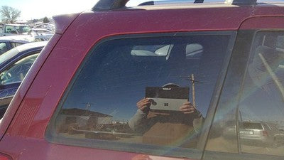 03-06 Mitsubishi Outlander Passenger Right Rear Quarter Glass Back Side Window