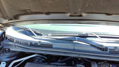 2007-2012 Nissan Sentra Passenger Right Windshield Wiper Arm Oem Blade Lever