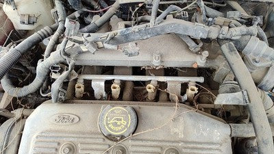 1997 Ford Escort Complete Fuel Rail With Injectors Set Loaded Oem 2.0L