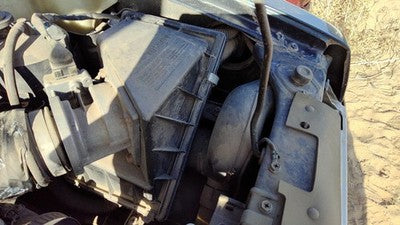 90-95 Pathfinder Complete Air Intake Cleaner Filter Box Housing With Tube 3.0L
