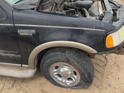 1997-2002 Ford Expedition Passenger Right Front Fender Oem Black Yl1Z16005Aa