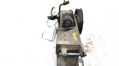07-13 Sierra 1500 Power Steering Pump With Mount Bracket Hardware 5.3L Wth Bolts