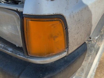 1988-1995 Isuzu Pup Driver Left Front Turn Signal Light Lamp Oem Fender Mounted
