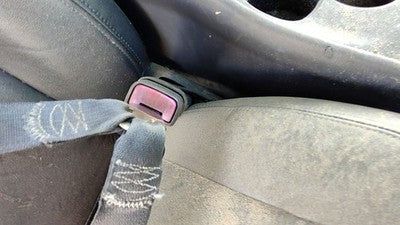 00-05 Bonneville Passenger Right Front Seat Belt Buckle Receiver Pewter 932