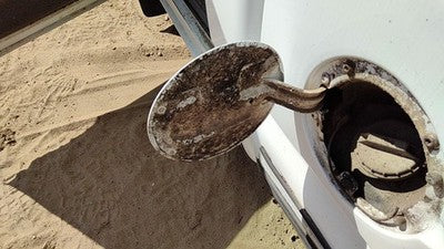99-07 Silverado 1500 Fuel Tank Door With Hinge Gas Lid Oem Filler White 50U