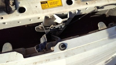 1997-2004 Buick Regal Hood Latch Assembly With Bracket Oem 15856715