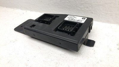 2009-2012 Gmc Canyon Bcm Body Control Module Computer Oem 20987862 20987863